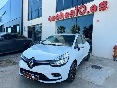 Usado Renault Clio IV Zen 90 CV (66 kW) 2019 Blanco Berlina