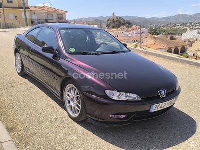 Occasion Peugeot 406 Coupe 194 ch (142 kW) 2001 Violet Coupé
