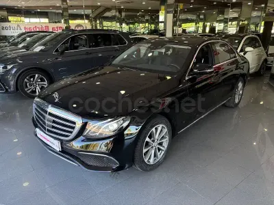 Usado Mercedes E220 Elegance 194 CV (142 kW) 2016 Negro Berlina