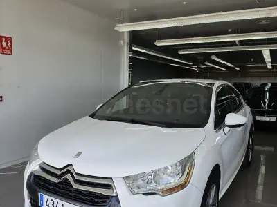 Usado DS Automobiles DS4 Style 163 CV (119 kW) 2015 Blanco Berlina