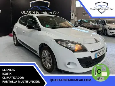 Usado Renault Mégane Authentique 110 CV (80 kW) 2012 Blanco Berlina