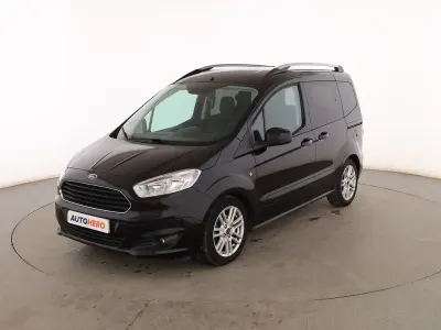 Usado Ford Tourneo Courier Titanium 95 CV (69 kW) 2016 Negro Monovolumen