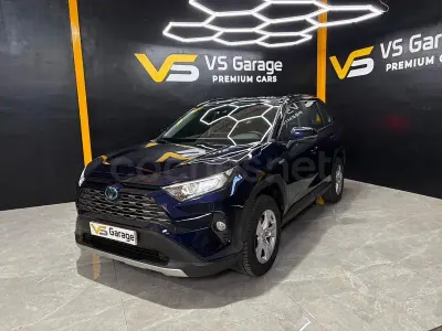 Käytetty Toyota RAV4 Hybrid Business Edition 222 HP (163 kW) 2021 Sininen Katumaasturi