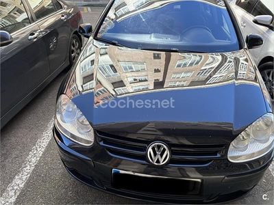 Usado VW Golf VI Highline 105 CV (77 kW) 2008 Negro Utilitario