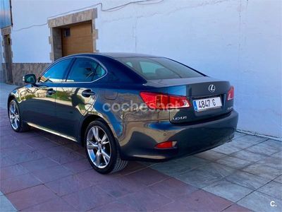 Lexus IS220d