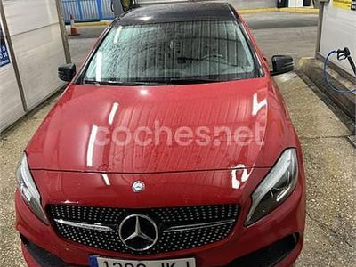 Usado Mercedes A180 AMG line 122 CV (89 kW) 2016 Rojo Berlina