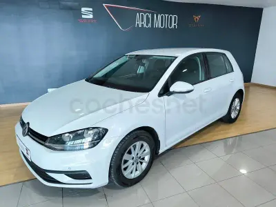Usado VW Golf VII Edition 115 CV (84 kW) 2020 Blanco Berlina