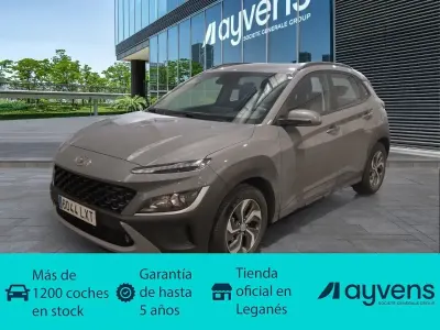 Usado Hyundai Kona 141 CV (103 kW) 2022 Gris SUV