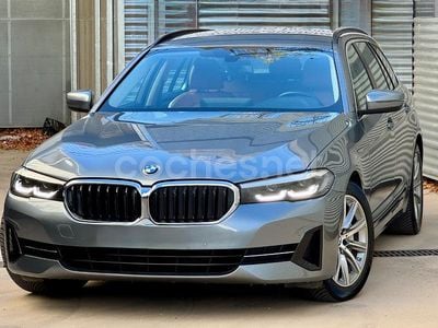 Gris / plata Usado 2022 BMW 530 Familiar | 32.990 € (Super precio)