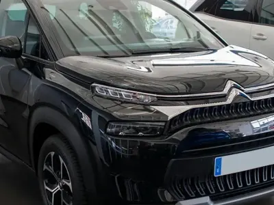 Begagnad Citroën C3 Aircross Shine 110 HK (80 kW) 2022 Svart SUV