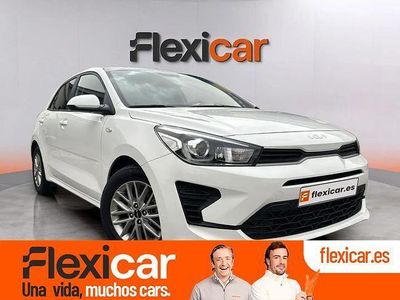 Usado Kia Rio 84 CV (61 kW) 2022 Blanco