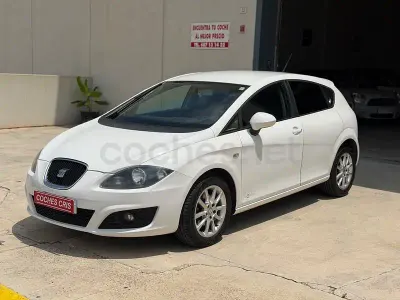 Usado Seat Leon Copa 90 CV (66 kW) 2012 Blanco Berlina
