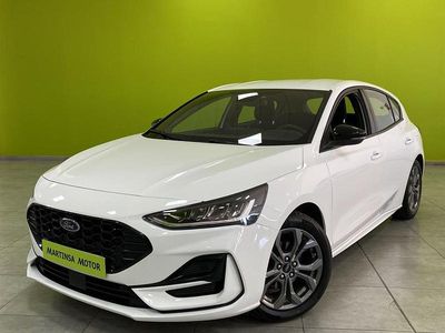 Blanco Usado 2023 Ford Focus ST-Line Familiar | 20.800 €