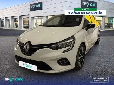 Usado Renault Clio V Techno 91 CV (66 kW) 2023 Blanco Utilitario