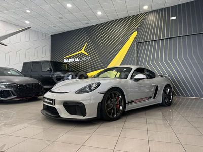 Porsche 718 Cayman GT4