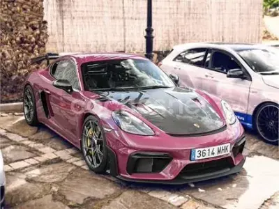 Usado Porsche 718 500 CV (367 kW) 2023 Violeta / lila Coupe