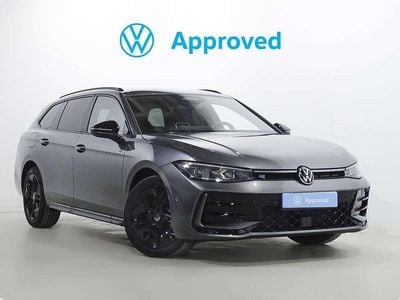 Nuevo VW Passat R-line 150 CV (110 kW) 2025 Gris Familiar