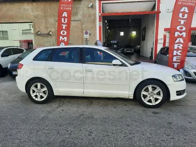 Usado Audi A3 Sportback Attraction 125 CV (91 kW) 2011 Blanco Utilitario
