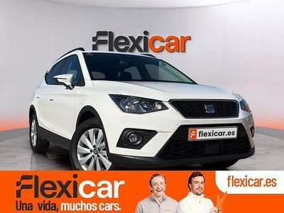 Usado Seat Arona Style 95 CV (69 kW) 2019 Blanco SUV