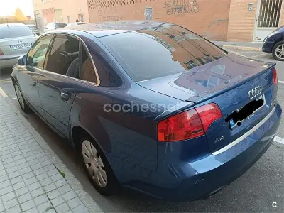 Usado Audi A4 140 CV (102 kW) 2006 Azul Berlina