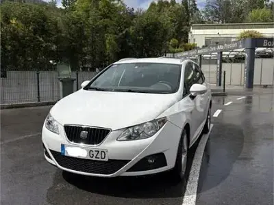 Usado Seat Ibiza ST Style 105 CV (77 kW) 2010 Blanco Familiar