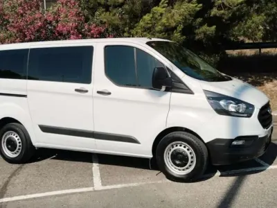Usado Ford Transit Custom Ambiente 105 CV (77 kW) 2019 Blanco Familiar