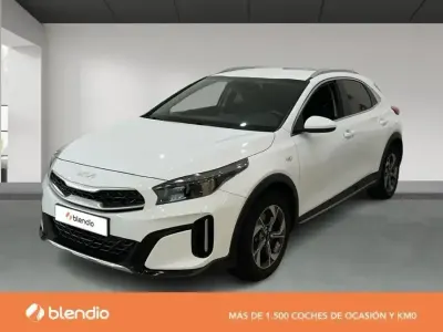 Usado Kia XCeed 100 HP (73 kW) 2023 Branco SUV