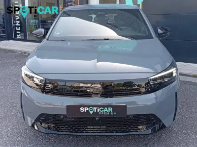Usado Opel Corsa 100 CV (73 kW) 2025 Gris Utilitario