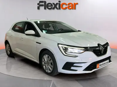 Usado Renault Mégane II Intens 116 CV (85 kW) 2022 Blanco Berlina