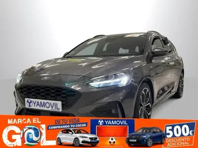 Usado Ford Focus ST-Line 125 CV (91 kW) 2020 Gris / plata Familiar