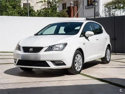 Usado Seat Ibiza Style 105 CV (77 kW) 2015 Blanco Berlina
