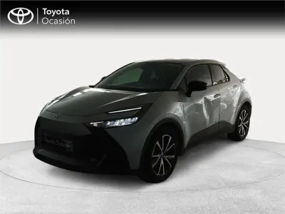 Usado Toyota C-HR Advance 140 CV (102 kW) 2025 Gris SUV
