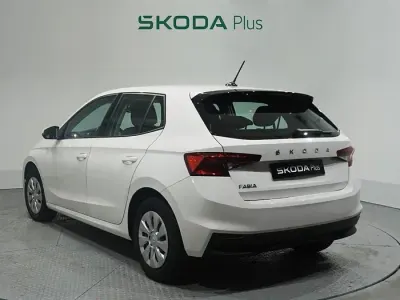 Usado Skoda Fabia Active 80 CV (58 kW) 2023 Blanco Utilitario