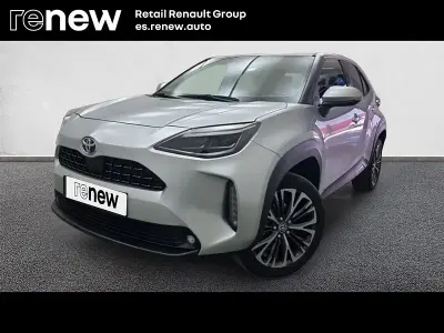 Usado Toyota Yaris Hybrid Style 116 CV (85 kW) 2022 Gris ?tomo Berlina