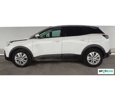 Usado Peugeot 3008 Active 130 CV (95 kW) 2019 SUV