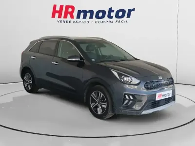 Usado Kia Niro 141 CV (103 kW) 2020 Gris SUV
