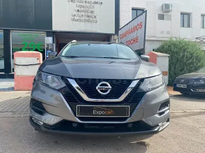 Usado Nissan Qashqai N-TEC 140 CV (102 kW) 2020 Gris / plata SUV