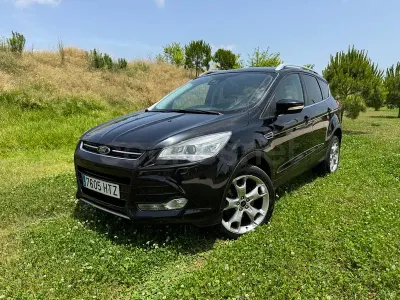 Usado Ford Kuga Titanium S 163 CV (119 kW) 2014 Negro SUV