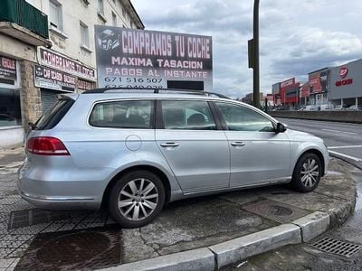 Plateado Usado 2011 VW Passat Advance Familiar | 5500 € (Buen precio)