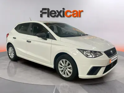 Usado Seat Ibiza Reference 95 CV (69 kW) 2018 Blanco Utilitario