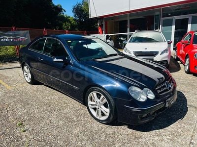 Usado Mercedes CLK320 Avantgarde 224 CV (164 kW) 2005 Azul Coupe