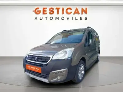 Usado Peugeot TePee Outdoor 110 CV (80 kW) 2017 Gris Van