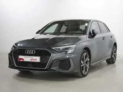 Usado Audi A3 Sportback e-tron S-Line 204 CV (150 kW) 2022 Gris Utilitario