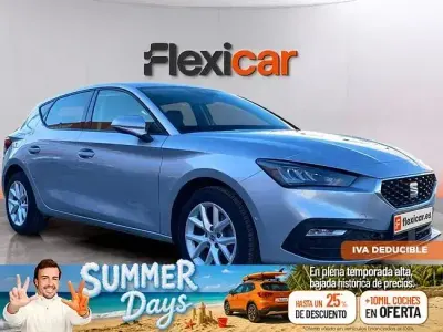 Usado Seat Leon Style 130 CV (95 kW) 2023 Gris Berlina