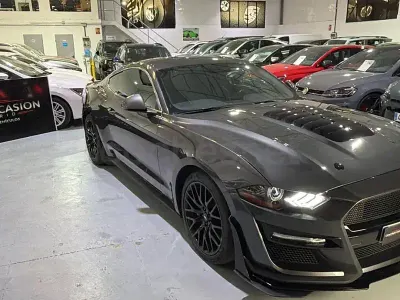 Usado Ford Mustang 314 CV (230 kW) 2017 Gris / plata Coupe