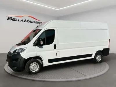 Usado Citroën Jumper 120 CV (88 kW) 2022 Blanco Monovolumen