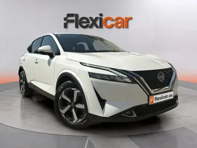 Usado Nissan Qashqai N-Connecta 190 CV (139 kW) 2023 Blanco SUV