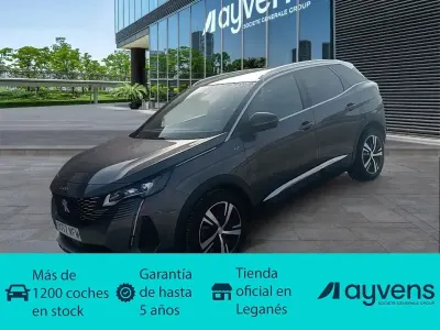 Usado Peugeot 3008 GT 131 CV (96 kW) 2023 Gris SUV