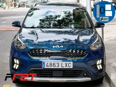 Usado Kia Niro 141 CV (103 kW) 2022 Azul SUV