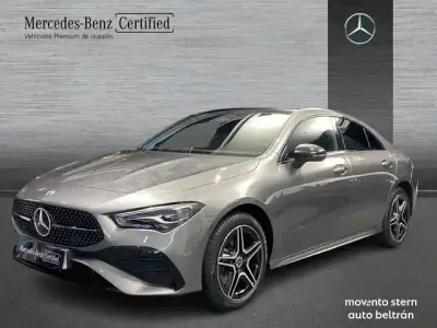 Usado Mercedes CLA250e 218 CV (160 kW) 2025 Gris Coupe